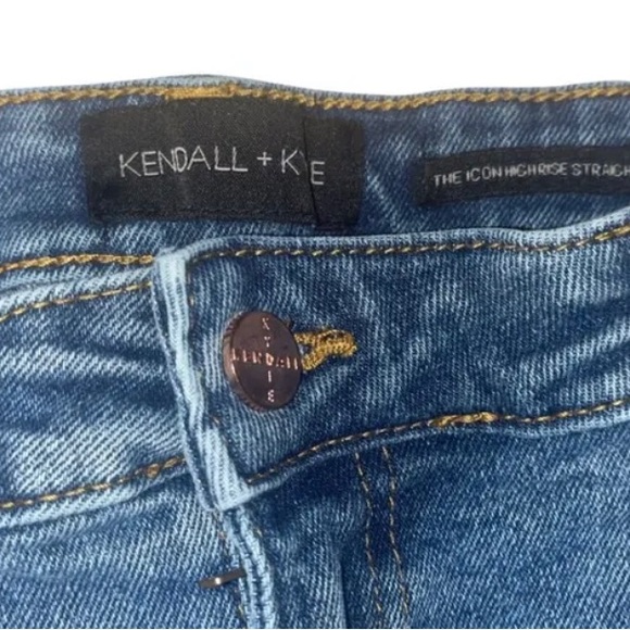 Kendall + Kylie Icon High Rise Straight 13/31 Raw Hem Distressed Ripped Cropped - Picture 9 of 9